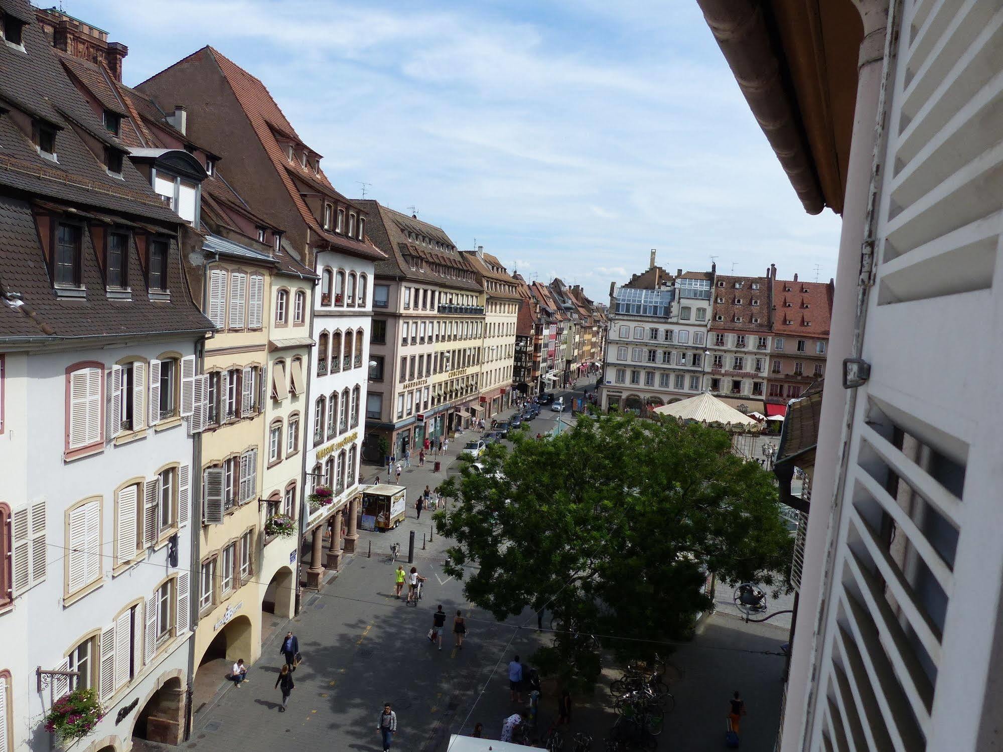 70 M² Strasbourg Appart City Center Eksteriør bilde