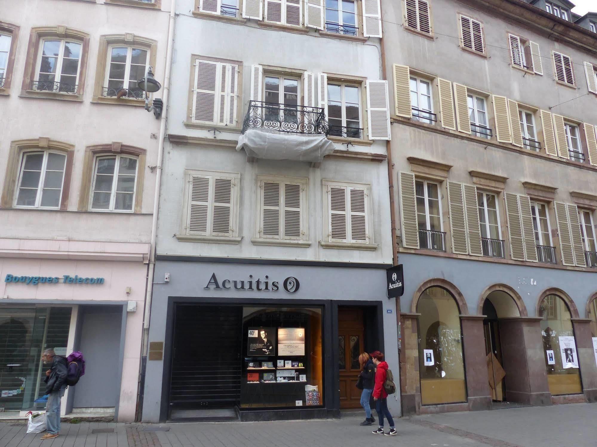 70 M² Strasbourg Appart City Center Eksteriør bilde