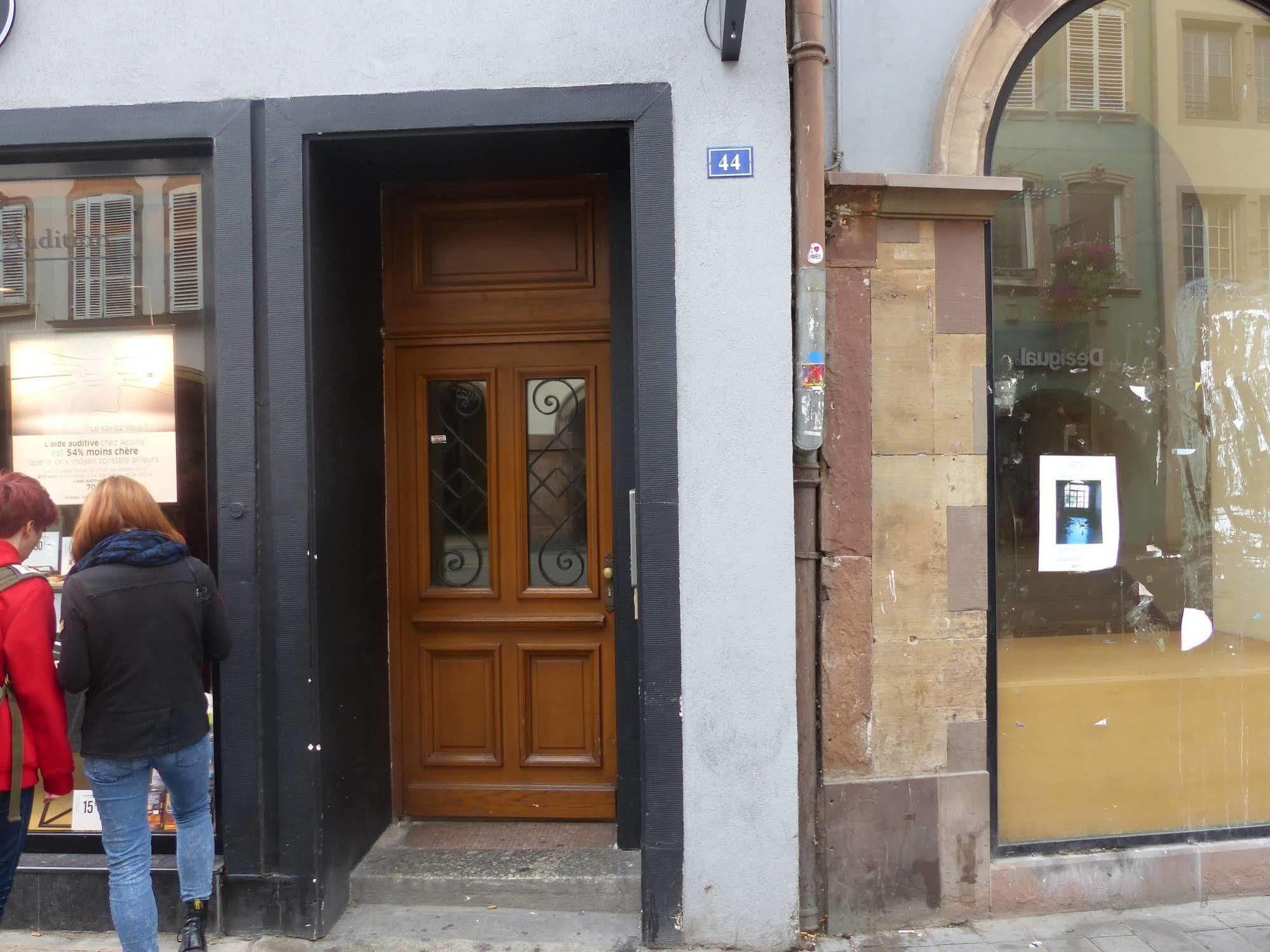 70 M² Strasbourg Appart City Center Eksteriør bilde